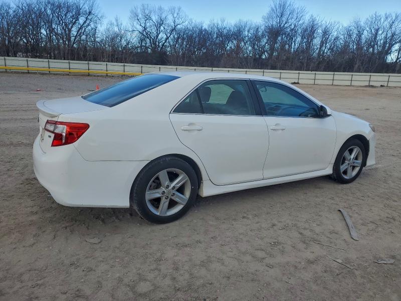 Photo 3 from auction – 2014 TOYOTA CAMRY L with VIN 4T1BF1FKXEU773849