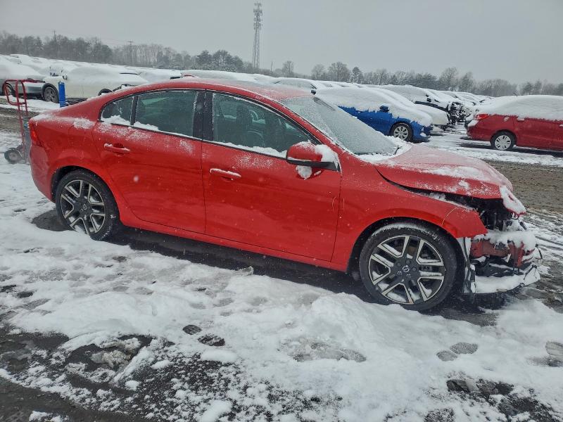 Photo 4 from auction – 2018 VOLVO S60 DYNAMI with VIN YV126MFL3J2450600