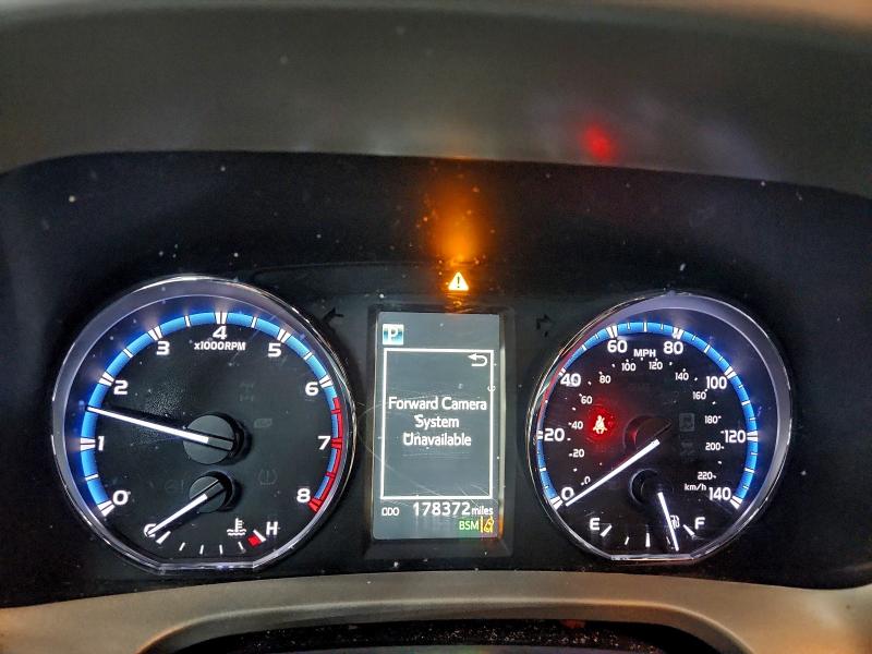 Photo 9 from auction – 2017 TOYOTA RAV4 LIMIT with VIN 2T3DFREV2HW678491