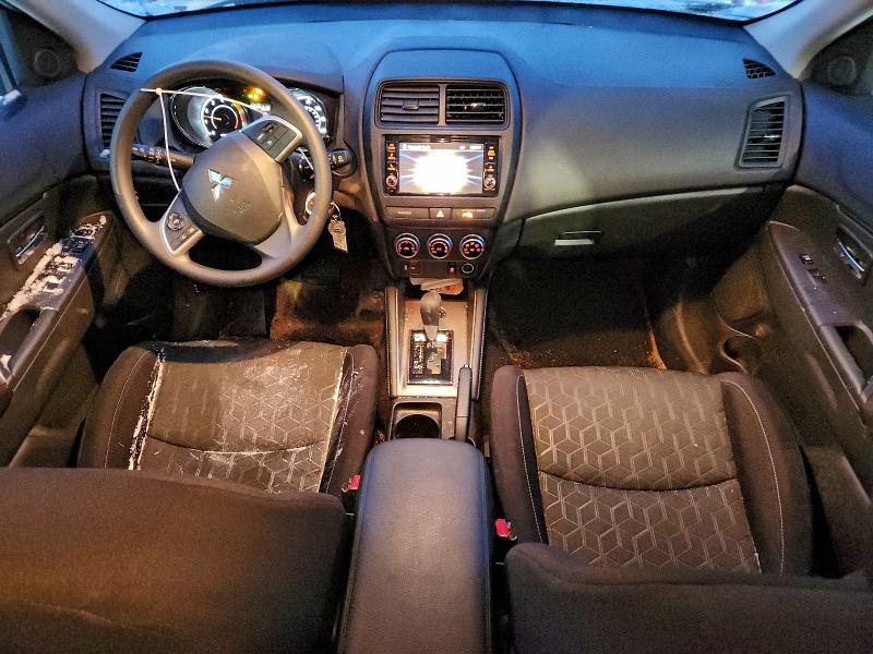 Photo 8 from auction – 2024 MITSUBISHI OUTLANDER with VIN JA4ARUAU6RU006386