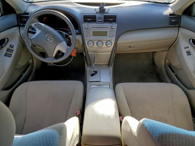 Zdjęcie 8 z aukcji – 2011 TOYOTA CAMRY z VIN 4T1BF3EK8BU762101