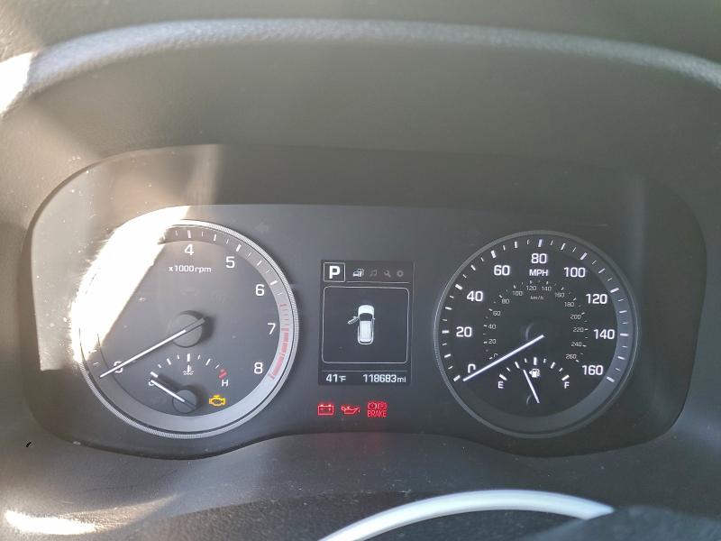 Photo 9 from auction – 2016 HYUNDAI TUCSON SE with VIN KM8J23A40GU023309