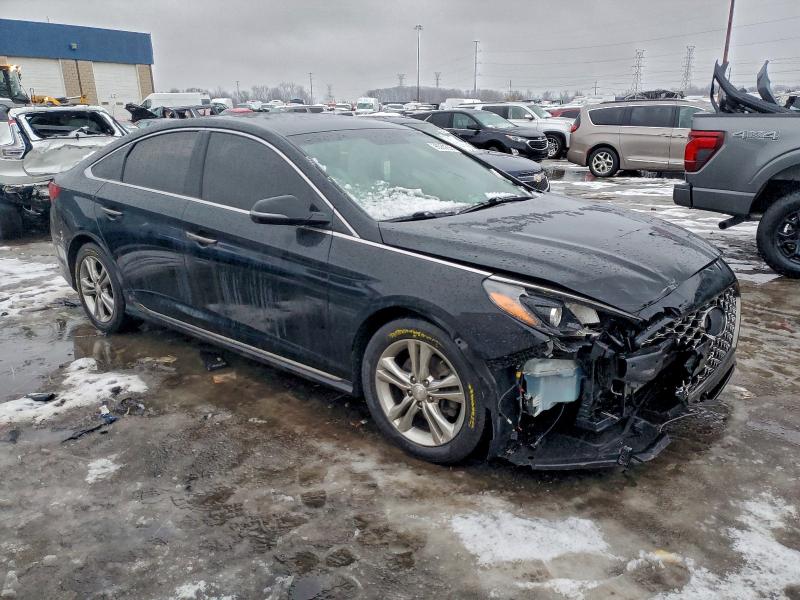 Photo 4 from auction – 2018 HYUNDAI SONATA with VIN 5NPE34AF4JH728948