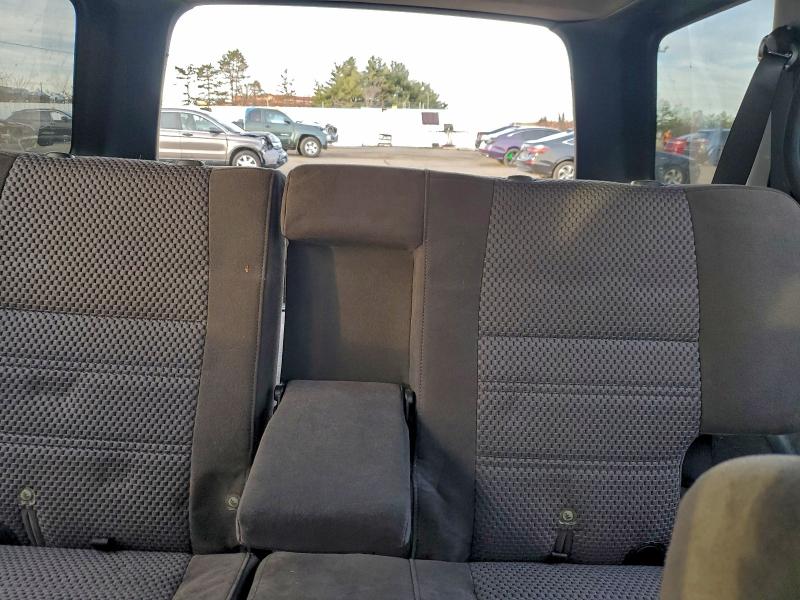 Photo 10 from auction – 2003 NISSAN PATHFINDER with VIN JN8DR09Y43W807160