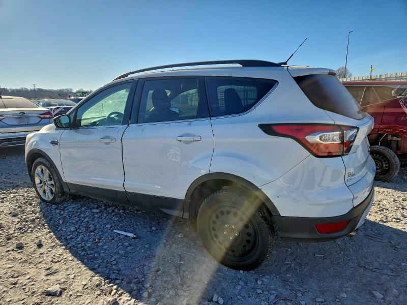 Photo 2 from auction – 2018 FORD ESCAPE SE with VIN 1FMCU0GD0JUA43074
