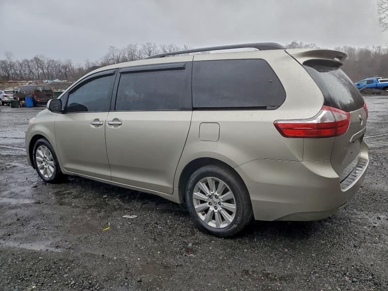 Photo 2 from auction – 2015 TOYOTA SIENNA XLE with VIN 5TDDK3DC5FS109836