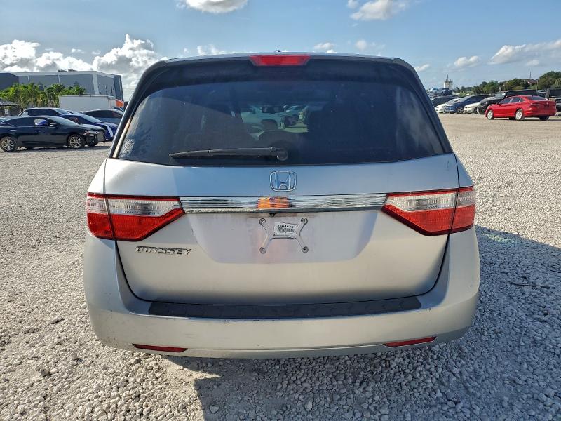 Photo 6 from auction – 2011 HONDA ODYSSEY EX with VIN 5FNRL5H61BB047885