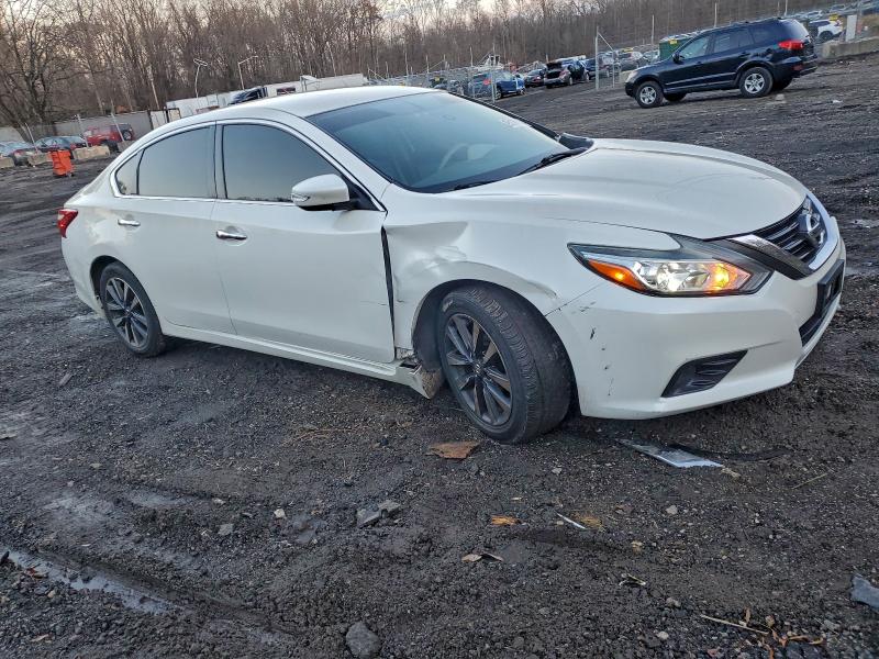 Photo 4 from auction – 2016 NISSAN ALTIMA 2.5 with VIN 1N4AL3AP6GC153277