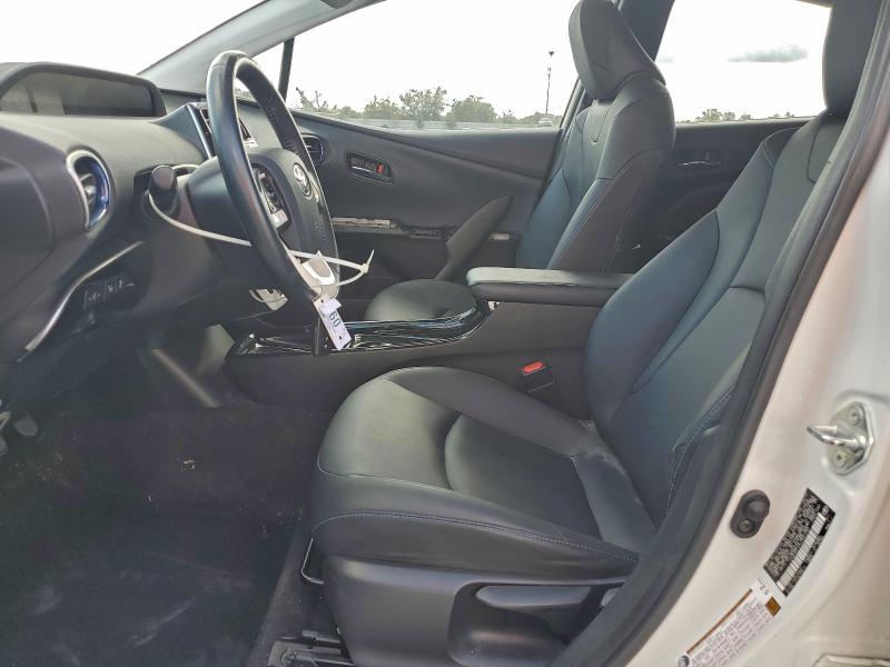 Photo 7 from auction – 2018 TOYOTA PRIUS with VIN JTDKARFU4J3547390