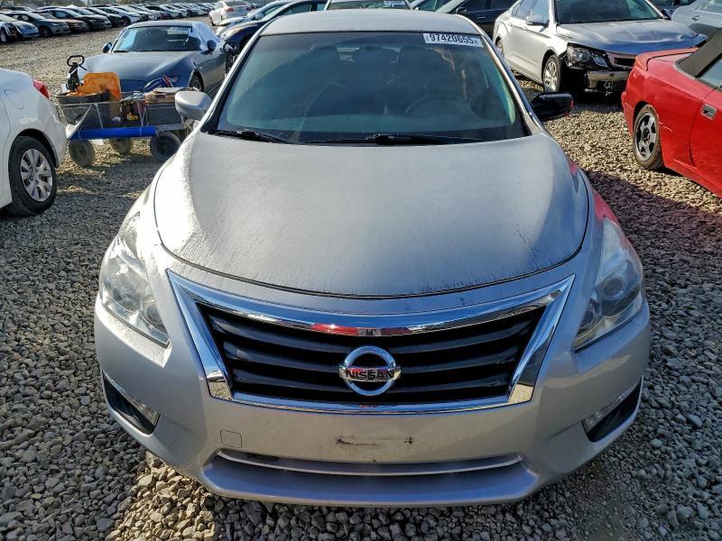 Photo 5 from auction – 2013 NISSAN ALTIMA 2.5 with VIN 1N4AL3AP5DN527832
