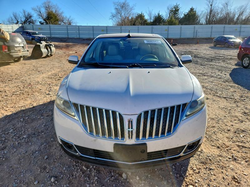 Photo 5 from auction – 2011 LINCOLN MKX with VIN 2LMDJ6JK5BBJ21254