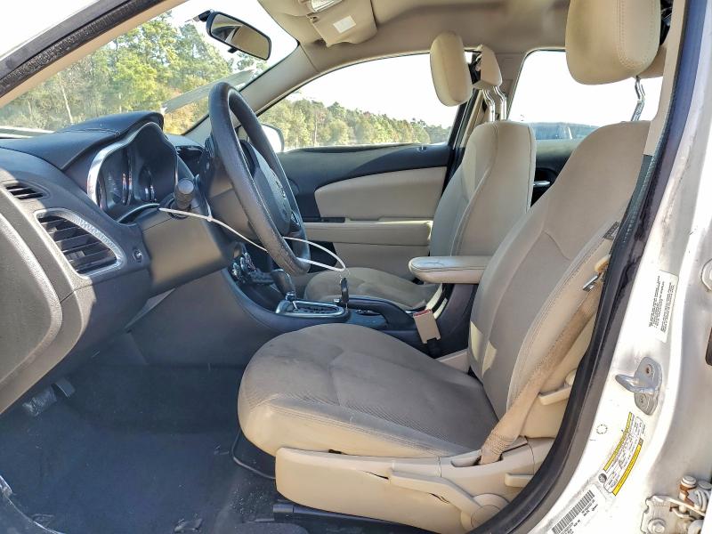 Photo 7 from auction – 2014 DODGE AVENGER SE with VIN 1C3CDZAB2EN125747