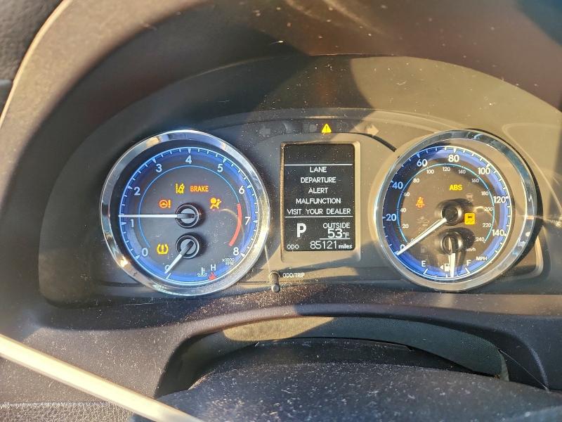 Photo 9 from auction – 2018 TOYOTA COROLLA L with VIN 5YFBURHE6JP740340