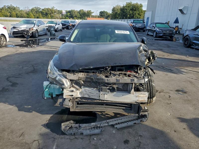 Photo 5 from auction – 2019 NISSAN ALTIMA S with VIN 1N4BL4BV3KC238481
