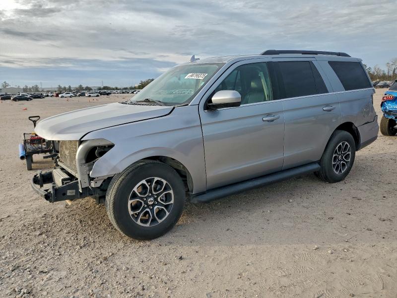 FORD EXPEDITION 2024 z numerem VIN 1FMJU1J86REA24821 - Zdjęcie z aukcji
