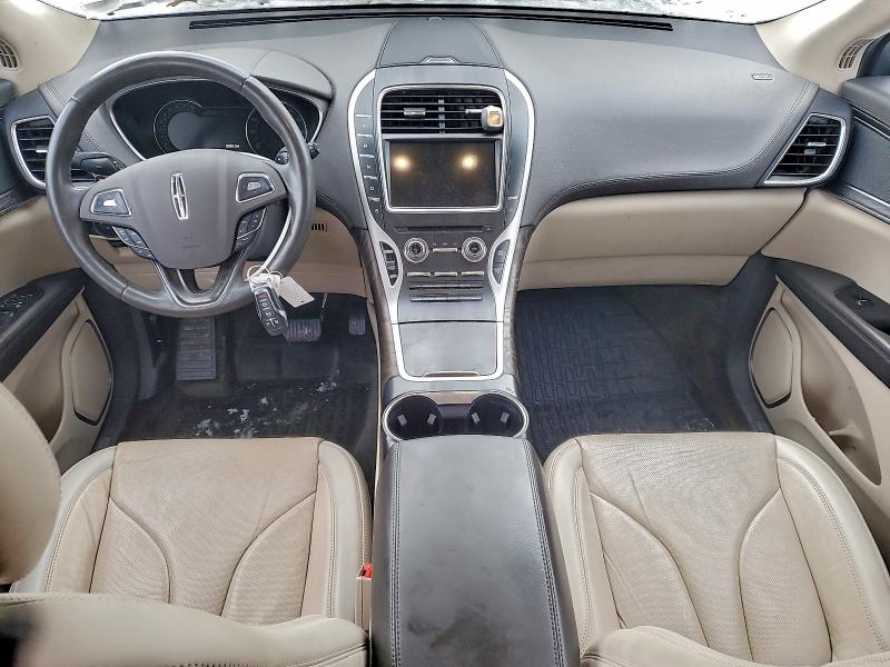 Photo 8 from auction – 2017 LINCOLN MKX RESERV with VIN 2LMPJ6LR7HBL49157