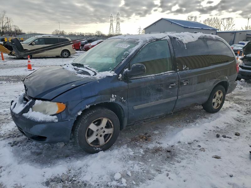 DODGE GRAND CARAVAN 2007 with VIN 1D4GP24R57B191527 - Photo from auction