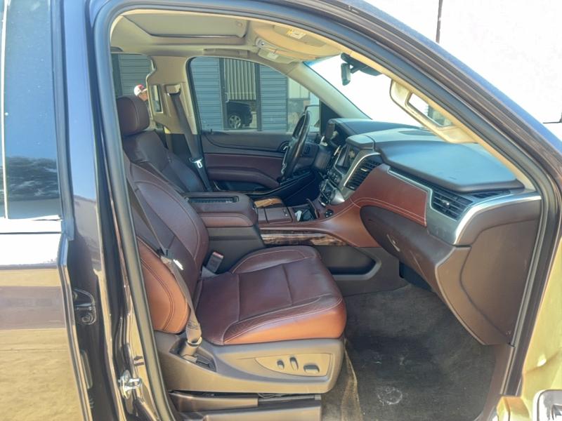 Photo 5 from auction – 2016 CHEVROLET SUBURBAN C with VIN 1GNSCJKC0GR176346