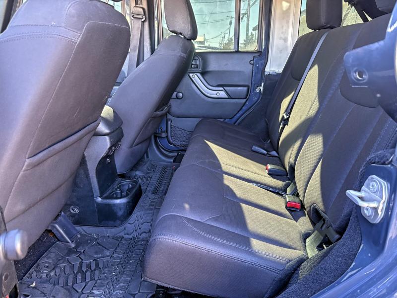 Photo 6 from auction – 2016 JEEP WRANGLER U with VIN 1C4BJWDG4GL337201