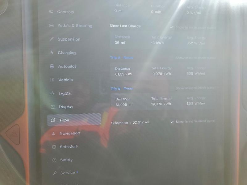 Photo 9 from auction – 2019 TESLA MODEL S with VIN 5YJSA1E21KF300012