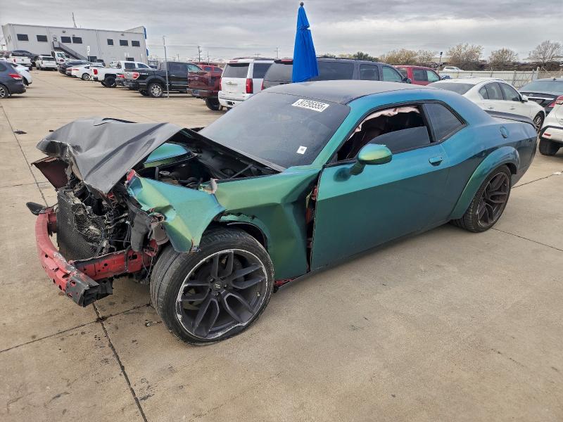 DODGE CHALLENGER 2016 with VIN 2C3CDZFJXGH275780 - Photo from auction