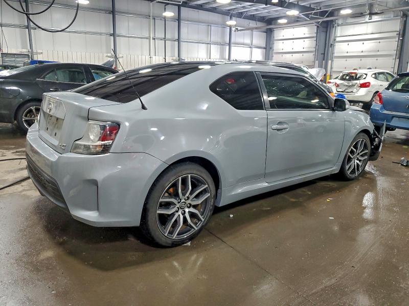 Photo 3 from auction – 2014 TOYOTA SCION TC with VIN JTKJF5C77E3073177