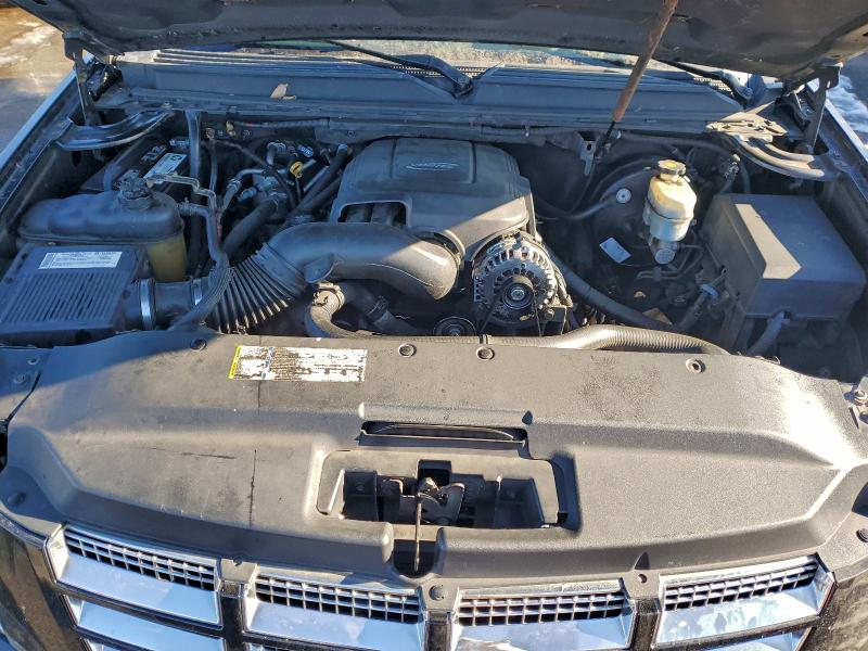 Photo 12 from auction – 2007 CADILLAC ESCALADE L with VIN 1GYFK63847R310452