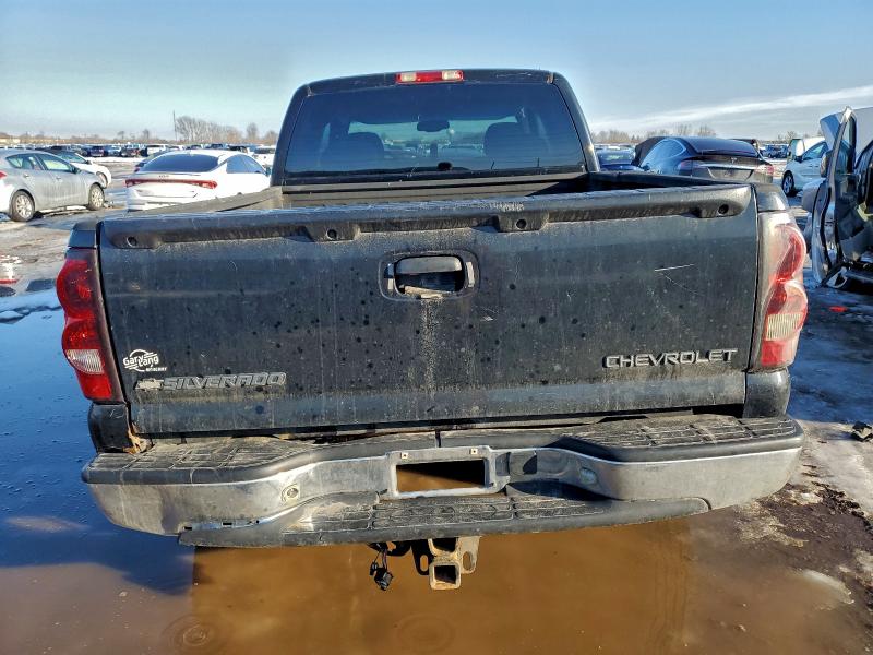 Photo 6 from auction – 2005 CHEVROLET SILVERADO with VIN 1GCEK19Z55Z322028