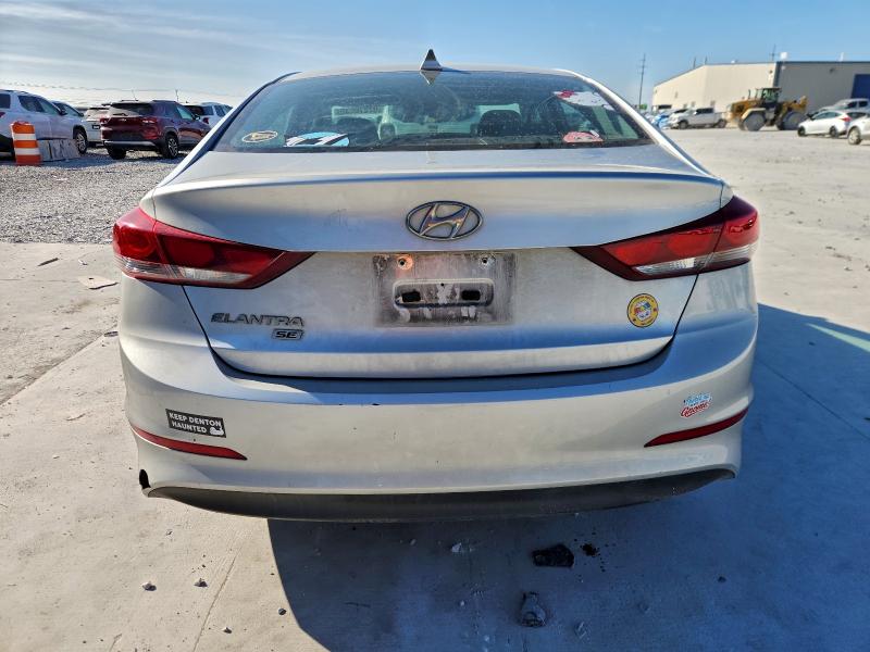 Photo 6 from auction – 2017 HYUNDAI ELANTRA SE with VIN 5NPD74LF8HH210686