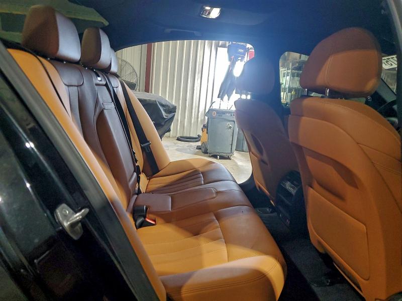 Photo 10 from auction – 2021 BMW 530E with VIN WBA13AG01MCG20304