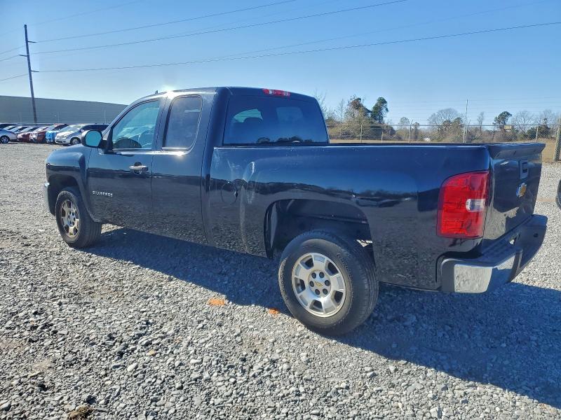 Photo 2 from auction – 2013 CHEVROLET SILVERADO with VIN 1GCRKSE72DZ207686