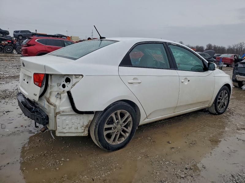 Photo 3 from auction – 2012 KIA FORTE with VIN KNAFU4A23C5585344