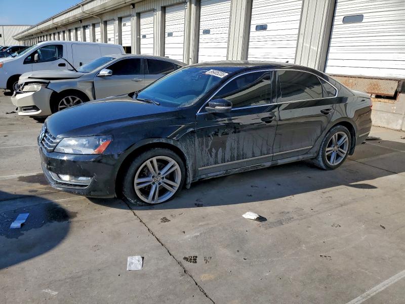 VOLKSWAGEN PASSAT SEL 2015 with VIN 1VWCV7A37FC064945 - Photo from auction
