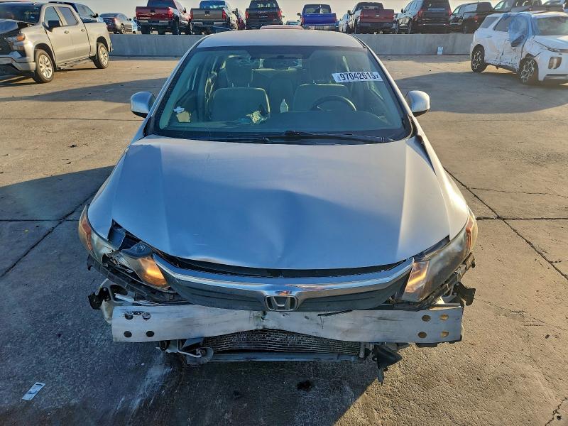 Photo 5 from auction – 2012 HONDA CIVIC LX with VIN 19XFB2F55CE332501