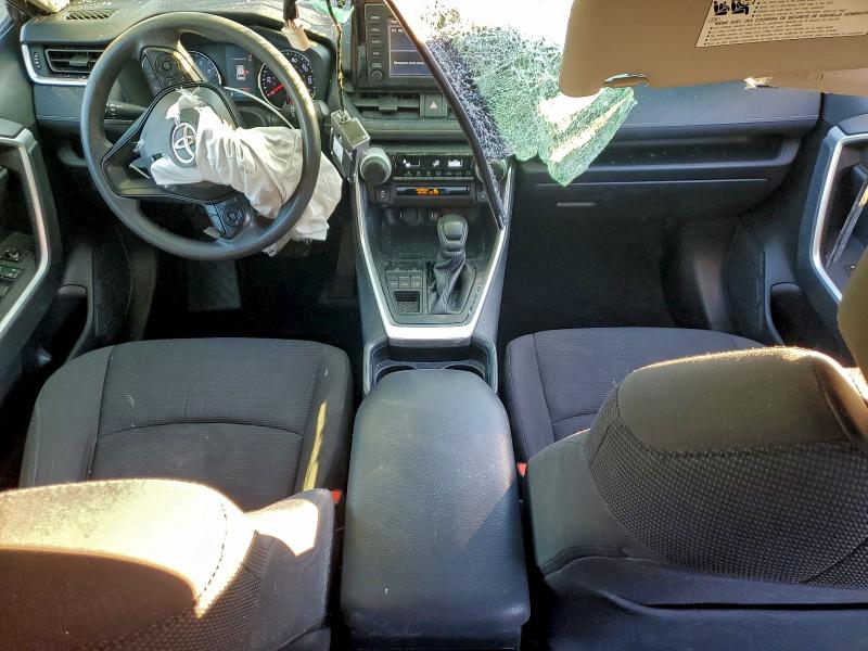 Photo 8 from auction – 2019 TOYOTA RAV4 LE with VIN JTMG1RFV8KD007633