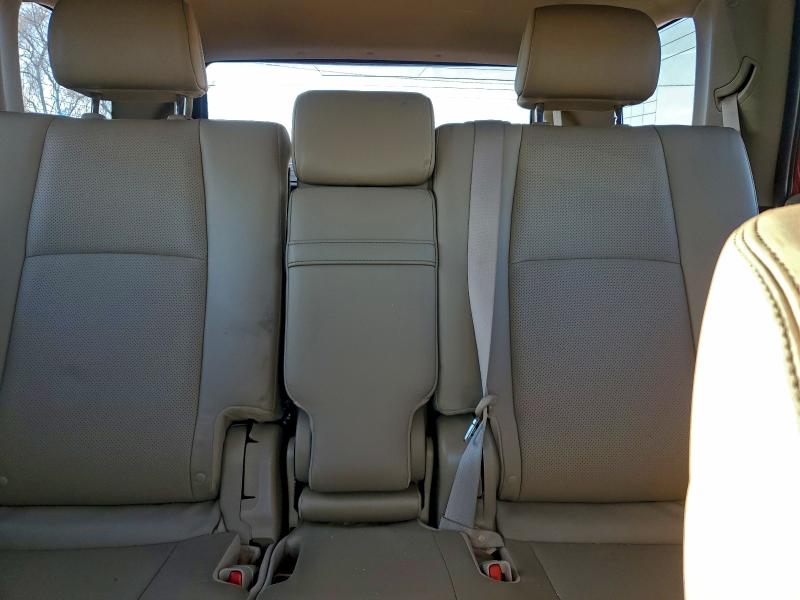 Photo 10 from auction – 2019 TOYOTA 4RUNNER SR with VIN JTEBU5JR0K5615463