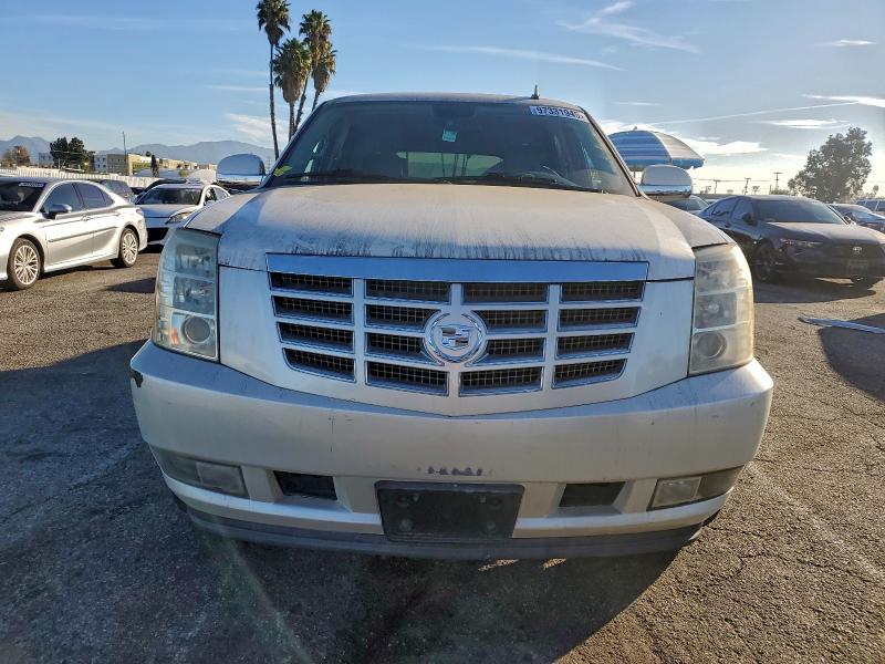 Photo 5 from auction – 2008 CADILLAC ESCALADE L with VIN 1GYFK63898R244868