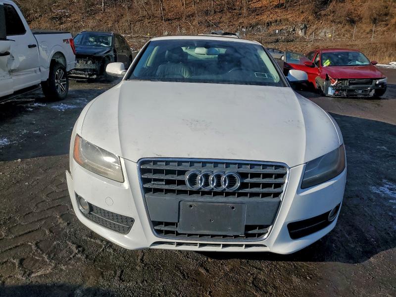 Foto 5 de la subasta – 2010 AUDI A5 PREMIUM con VIN WAULFAFR4AA000695