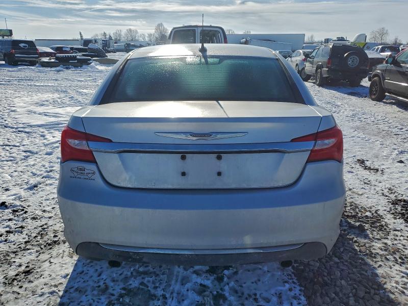 Photo 6 from auction – 2011 CHRYSLER 200 LIMITE with VIN 1C3BC2FG3BN504049