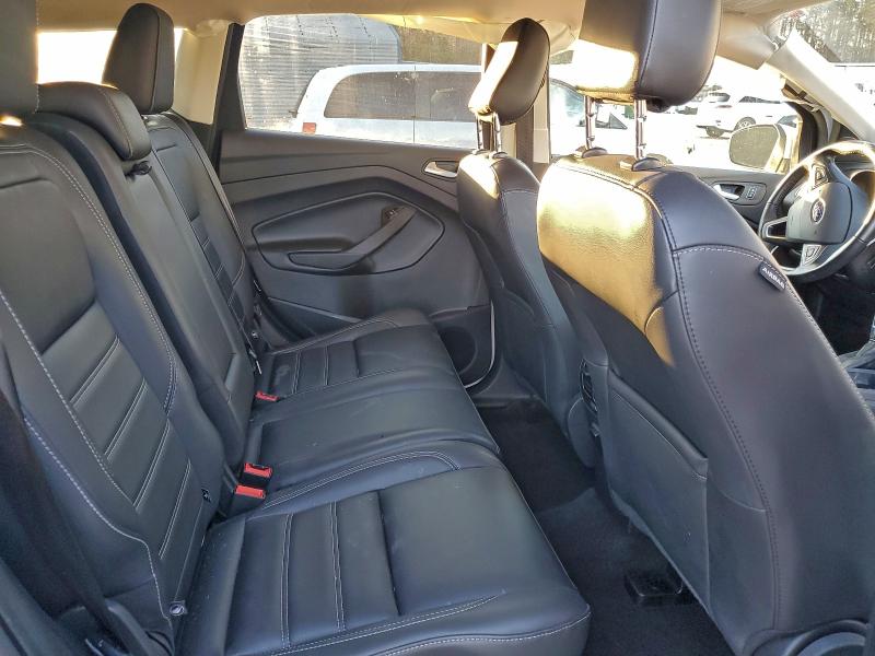 Photo 11 from auction – 2019 FORD ESCAPE SEL with VIN 1FMCU9HD5KUB54790