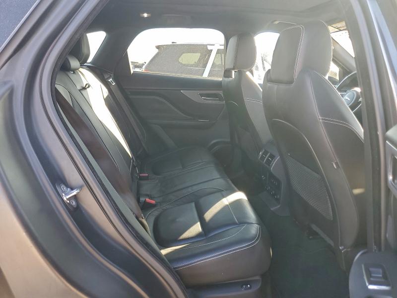 Photo 11 from auction – 2017 JAGUAR F-PACE S with VIN SADCM2BV6HA061028