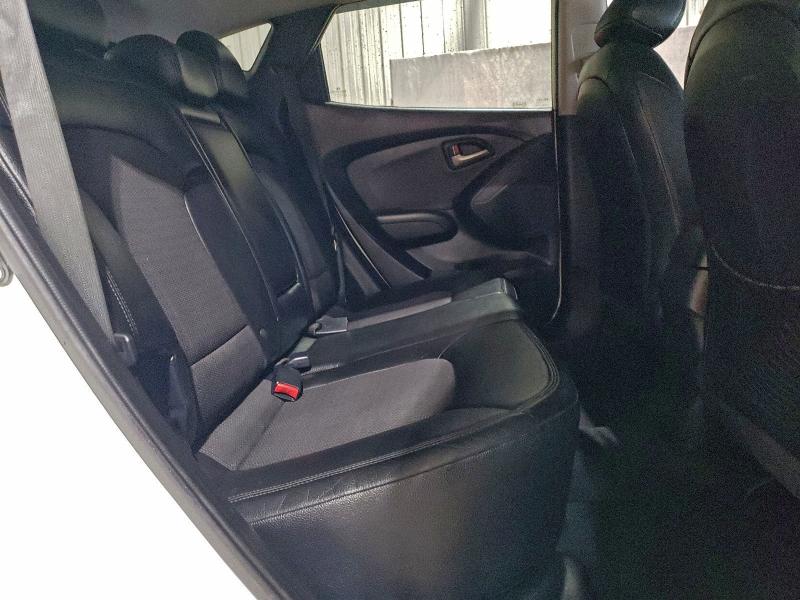 Photo 11 from auction – 2011 HYUNDAI TUCSON GLS with VIN KM8JU3AC6BU136286
