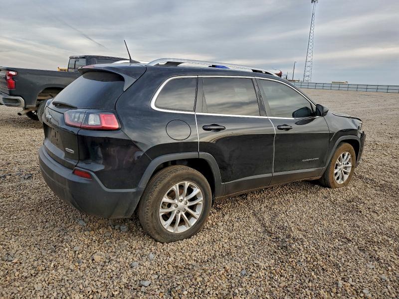 Photo 3 from auction – 2019 JEEP CHEROKEE L with VIN 1C4PJLCB1KD358861
