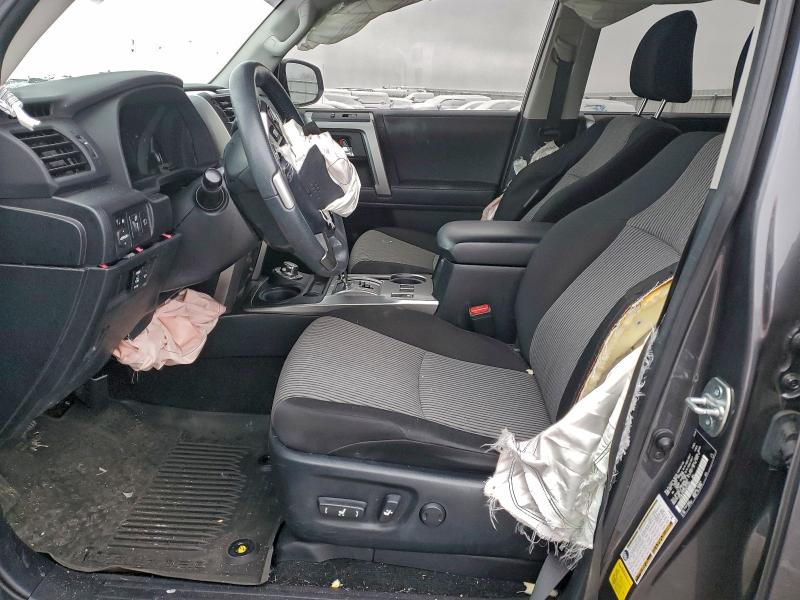 Photo 7 from auction – 2022 TOYOTA 4RUNNER SR with VIN JTEMU5JR7N6012369