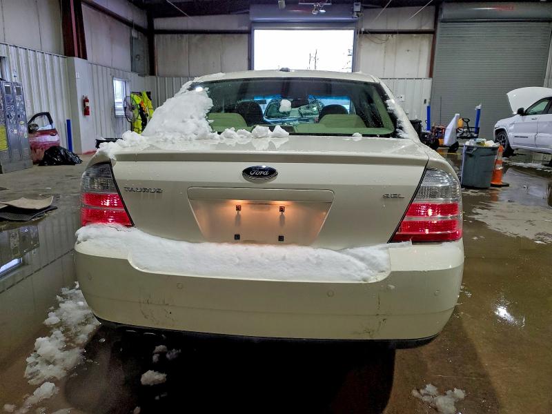 Photo 6 from auction – 2009 FORD TAURUS SEL with VIN 1FAHP24W09G110369