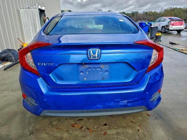 Photo 6 from auction – 2018 HONDA CIVIC LX with VIN 2HGFC2F55JH584183