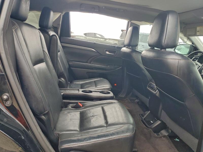 Photo 10 from auction – 2017 TOYOTA HIGHLANDER with VIN 5TDDGRFH7HS027607