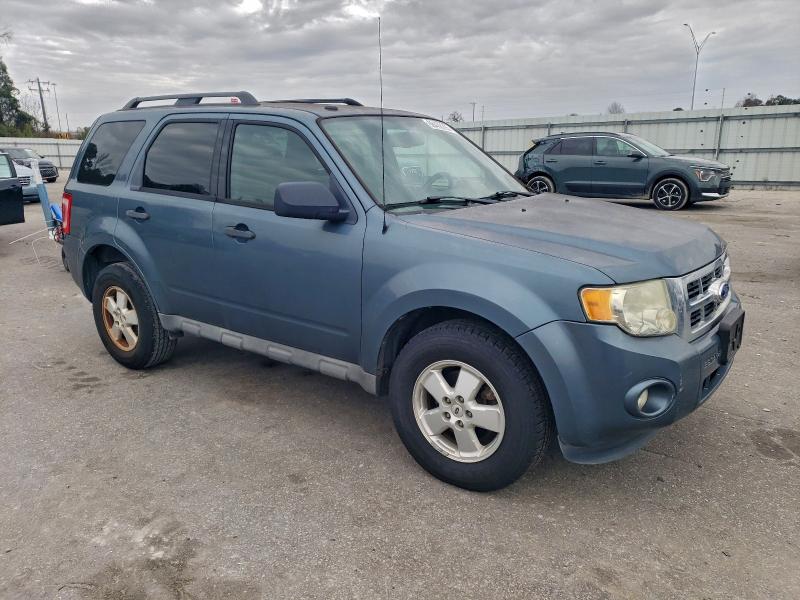 Photo 4 from auction – 2011 FORD ESCAPE XLT with VIN 1FMCU0D73BKC08501