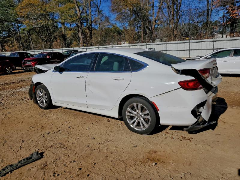 Photo 2 from auction – 2015 CHRYSLER 200 LIMITE with VIN 1C3CCCAB4FN587017