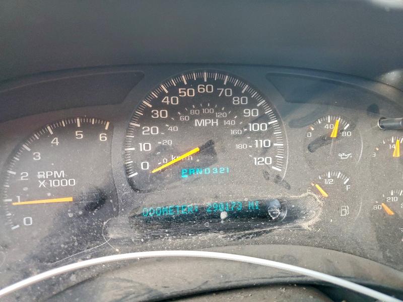 Photo 9 from auction – 2003 CHEVROLET SILVERADO with VIN 2GCEC19V731330308